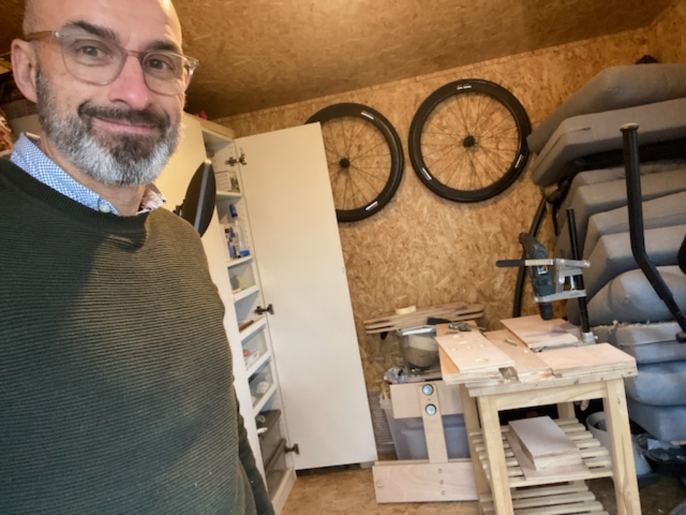 Het Fietsplaat team in de werkplaats